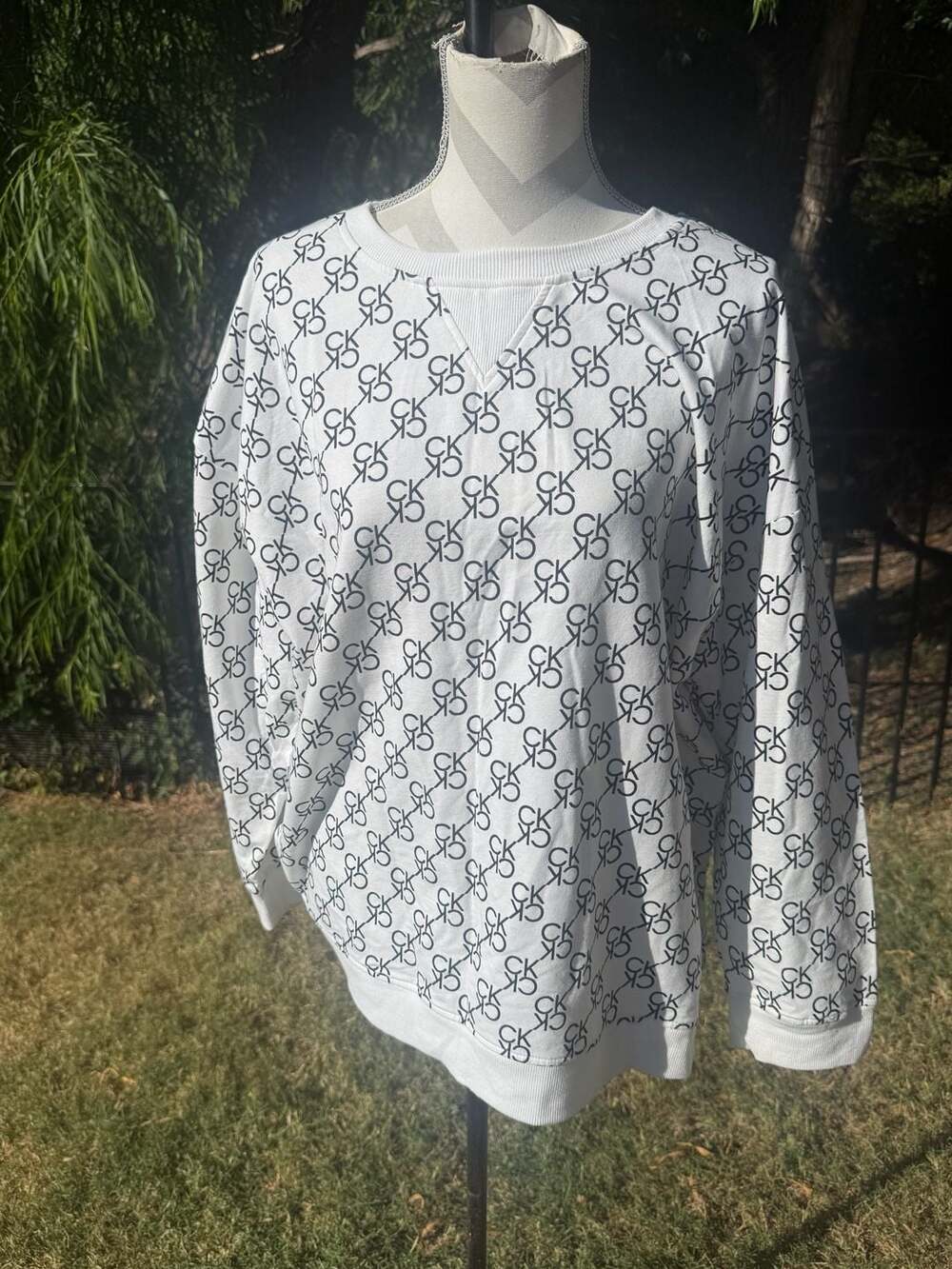 Calvin Klein 2X Woman’s Sweater